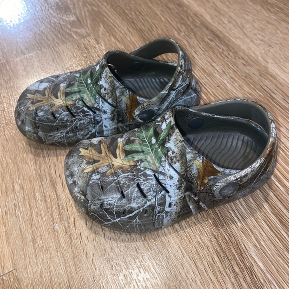 Toddler sandals size 8c - Picture 2 of 2